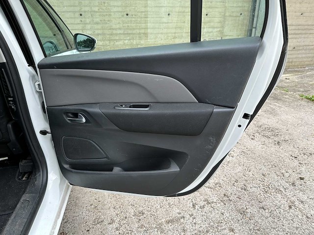 Citroen grand c4 picasso 1.6 e-thp business 165pk 2017 (origineel-nl) 7-persoons, pf-197-k - afbeelding 15 van  30