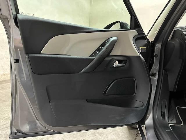 Citroen grand c4 spacetourer 1.2 puretech business 131pk 2020 7-persoons (origineel-nl) automaat, j-641-lx - afbeelding 27 van  54