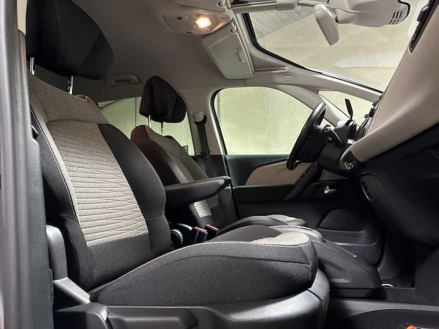 Citroen grand c4 spacetourer 1.2 puretech business 131pk 2020 7-persoons (origineel-nl) automaat, j-641-lx - afbeelding 38 van  54