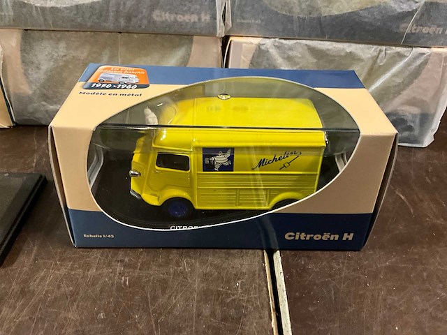 Citroën h michelin 1950-1960 modelauto 1:43 (8x) - afbeelding 2 van  3