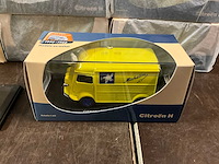 Citroën h michelin 1950-1960 modelauto 1:43 (8x) - afbeelding 2 van  3