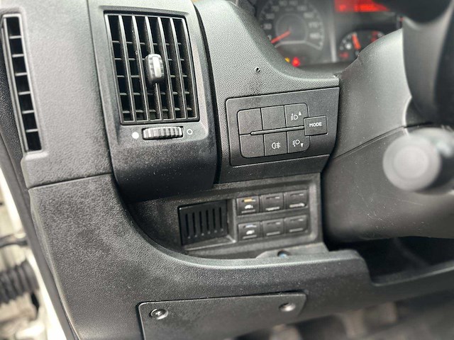 Citroen jumper 35 2.2 hdi l4 zwaar 150pk 2015, vhf-98-z - afbeelding 4 van  29