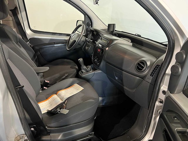 Citroen nemo 1.4 hdi, 99-vrp-5 - afbeelding 12 van  16