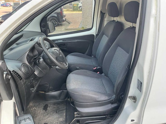 Citroen nemo bedrijfswagen (7-vxt-85) - afbeelding 21 van  22