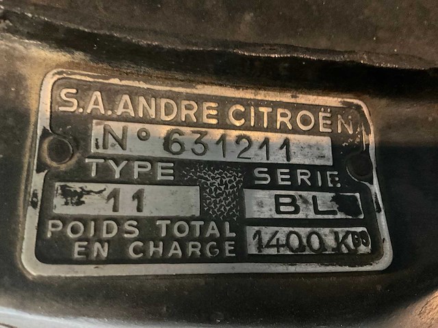 Citroën traction avant oldtimer - afbeelding 22 van  28