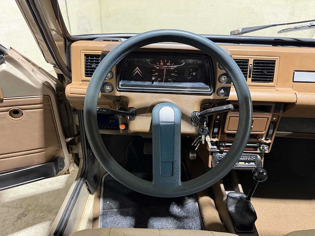Citroen visa 2-cyl 0.7 32pk 1984, j-692-dp - afbeelding 20 van  42
