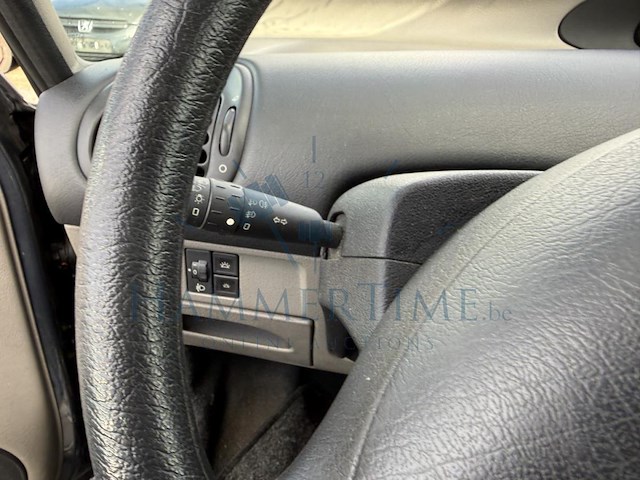 Citroen xsara picasso 1 6i exclusive, 2001 - afbeelding 9 van  35