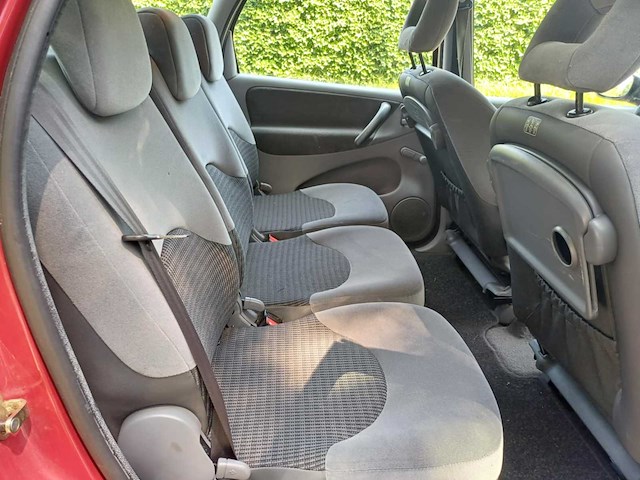 Citroen xsara picasso 1.6i-16v caractère , 67-tx-vt - afbeelding 11 van  12
