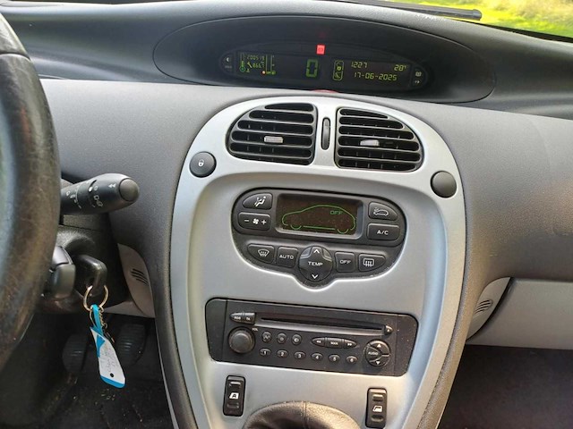 Citroen xsara picasso 1.6i-16v caractère , 67-tx-vt - afbeelding 12 van  12
