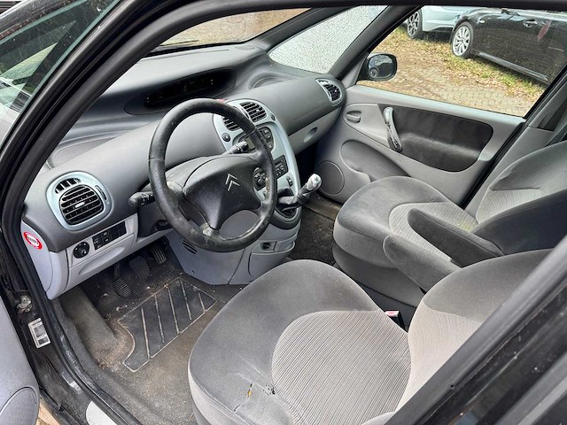 Citroen xsara picasso 1.6i attraction 95pk 2005 orig-nl, 20-rn-rt - afbeelding 13 van  15