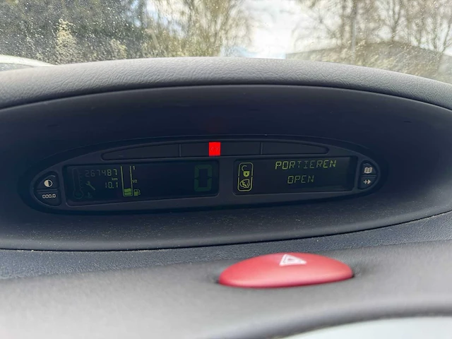 Citroen xsara picasso 1.6i attraction (origineel-nl), 20-rn-rt - afbeelding 11 van  15