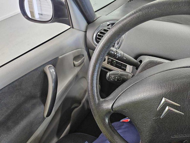 Citroen xsara picasso 1.8i-16v différence , 68-lp-gf - afbeelding 3 van  17