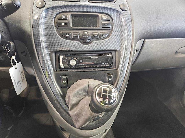 Citroen xsara picasso 1.8i-16v différence , 68-lp-gf - afbeelding 4 van  11