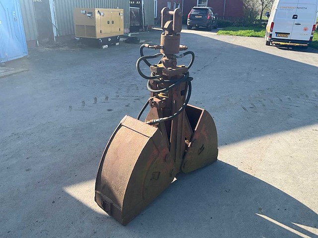 C.klein 30 175 grijperbak - afbeelding 7 van  11