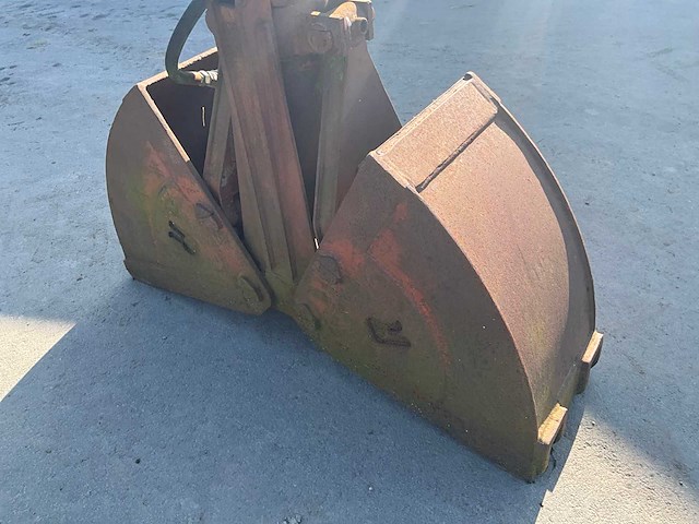 C.klein 30 175 grijperbak - afbeelding 9 van  11