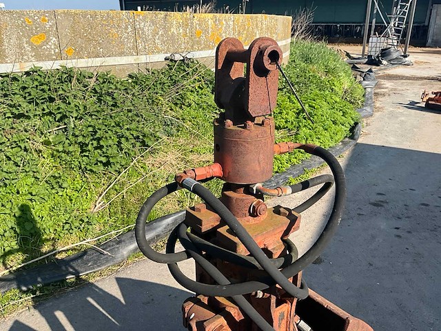 C.klein 30 175 grijperbak - afbeelding 11 van  11