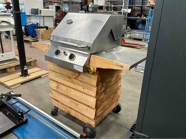 Ckw gas barbecue - afbeelding 1 van  7