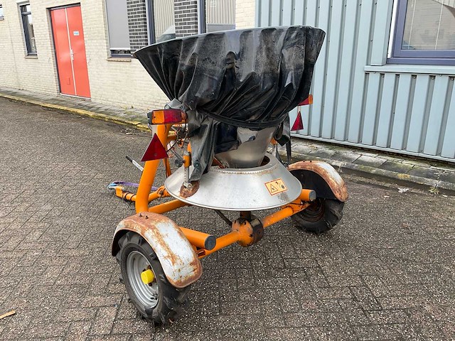 Cl300 zoutstrooier - afbeelding 6 van  12