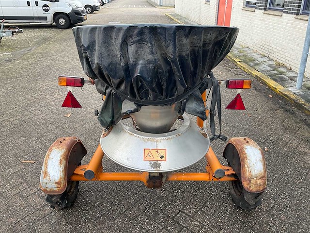 Cl300 zoutstrooier - afbeelding 7 van  12