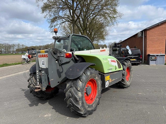 Claas - 2013 - 6030 - verreiker - afbeelding 3 van  15