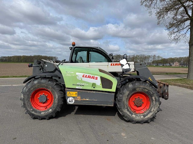 Claas - 2013 - 6030 - verreiker - afbeelding 10 van  15
