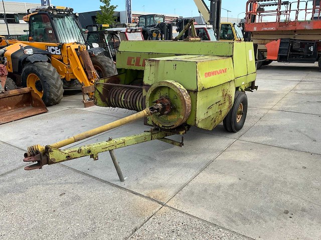 Claas dominant grasoogstmachine - afbeelding 1 van  26