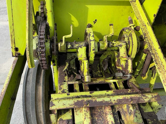 Claas dominant grasoogstmachine - afbeelding 18 van  26