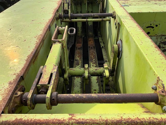 Claas dominant grasoogstmachine - afbeelding 2 van  16