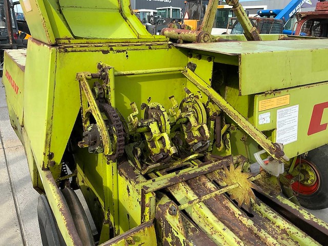 Claas dominant grasoogstmachine - afbeelding 9 van  16