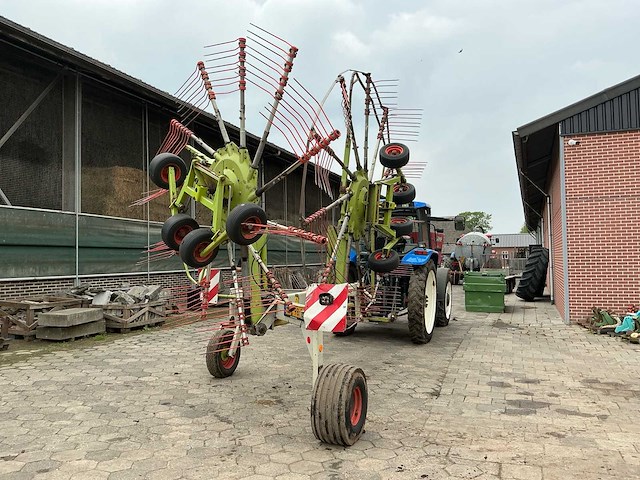 Claas liner 1550 dubbele hark/ zij afleg hark - afbeelding 19 van  20