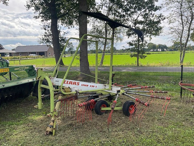 Claas liner 430 s zwadhark - afbeelding 1 van  9