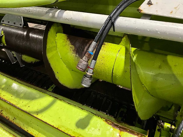 Claas pu 300 hd gras pick-up - afbeelding 12 van  25