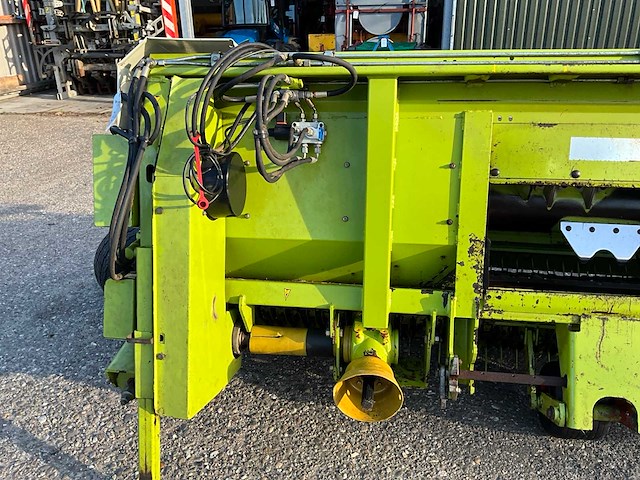 Claas pu 300 hd gras pickup - afbeelding 12 van  12