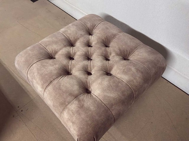 Claire poef - afbeelding 9 van  9