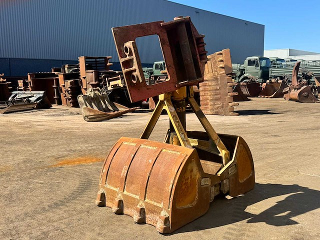 Clammshell grapple - afbeelding 1 van  2