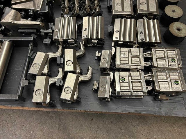 Clamp - afbeelding 8 van  10