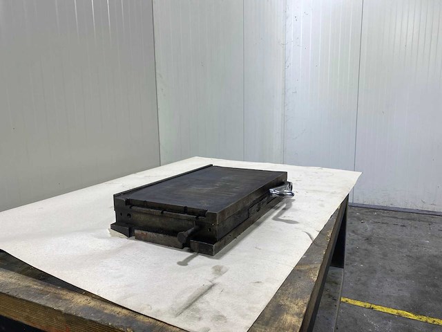 Clamping table - afbeelding 2 van  4