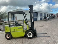 Clarck dpm 25ldiesel vorkheftruck - afbeelding 10 van  16