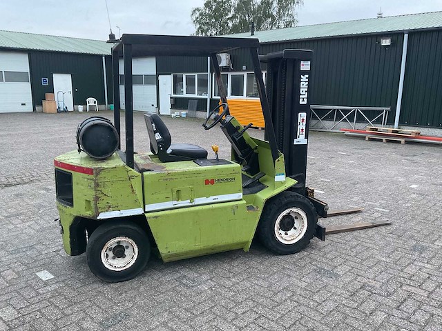 Clarck gpm25n vorkheftruck - afbeelding 2 van  18