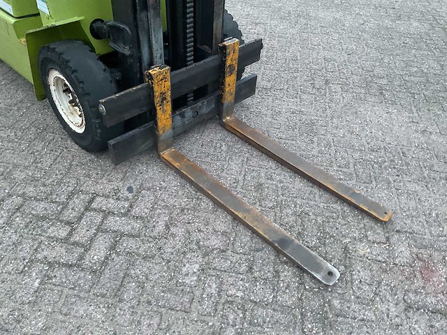 Clarck gpm25n vorkheftruck - afbeelding 12 van  15