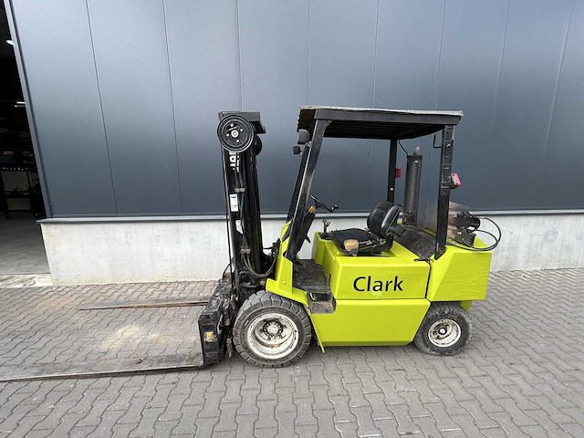 Clark - 1994 - gpm 30 - vorkheftruck - afbeelding 1 van  20
