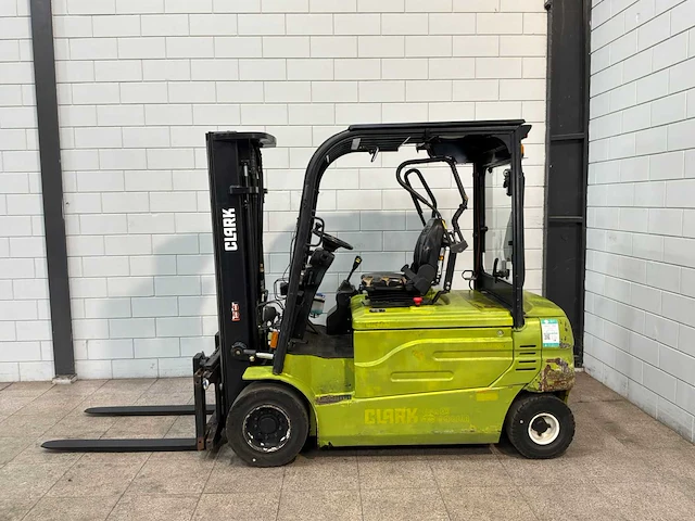 Clark - 2011 - gex30 - vorkheftruck - afbeelding 1 van  19