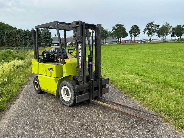 Clark - gpm 25w - forklift trucks - 1987 - afbeelding 2 van  9