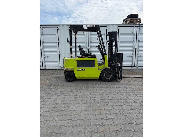 Clark cem 30 heftrucks - afbeelding 1 van  5