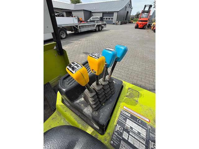 Clark cem 30 heftrucks - afbeelding 5 van  5