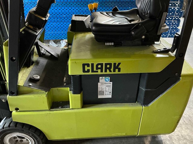 Clark ctm16x elektrische vorkheftruck - afbeelding 11 van  13
