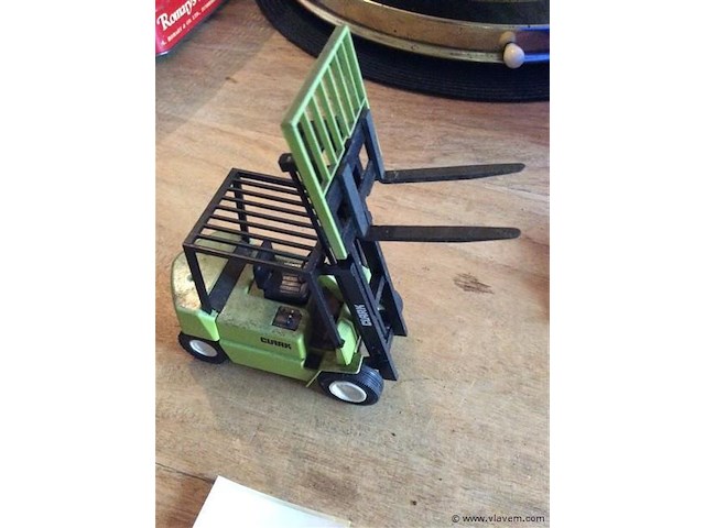 Clark - afbeelding 4 van  4