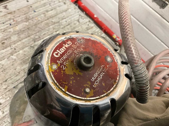 Clarke american b-2 kantenschuurmachine - afbeelding 5 van  5