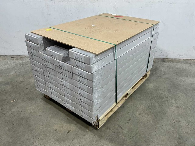 Classen - elite - grijs eiken - laminaatvloer 73 m2 - afbeelding 3 van  3