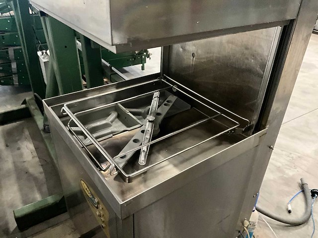 Classeq hydro 857 korvenvaatwasmachine - afbeelding 6 van  8
